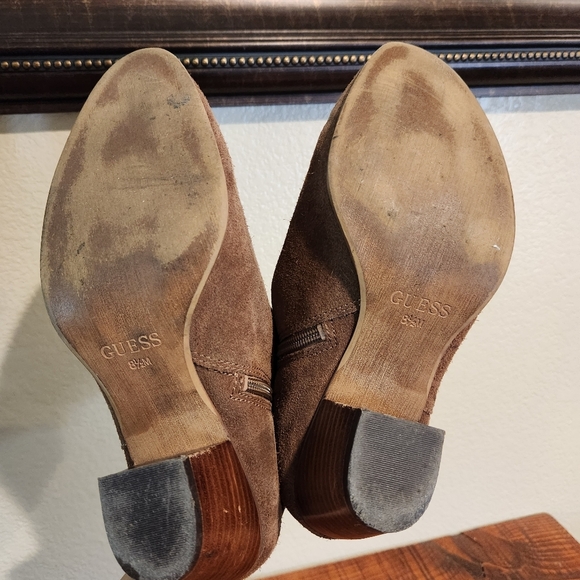 Guess Geora Brown Leather Suede Ankle Booties - Picture 12 of 12